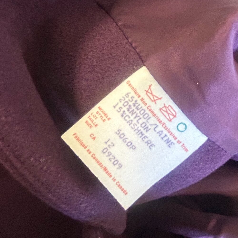 Cleo Plum Wool-Blend Three-Button Tailored Blazer Size 12P - Picture 6 of 6